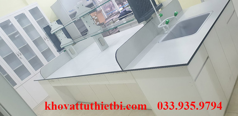 Bàn thí nghiệm trung tâm VNL4800.1500.800/1550/BTT