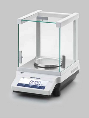 Cân kỹ thuật 3 số lẻ 220g ME 203