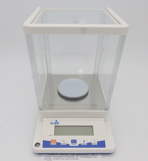 Cân kỹ thuật có lồng kính 620g LS-GS-622B