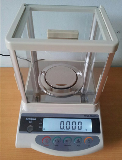 Cân phân tích điện tử 320g Shinko GS323N