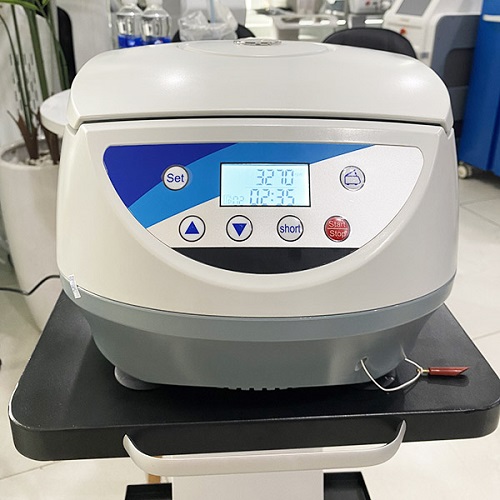 Máy ly tâm Lab Spinplus 5000 vòng/phút XC-3000