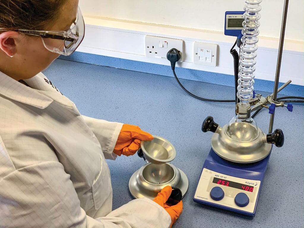 Tìm hiểu về cân phòng thí nghiệm